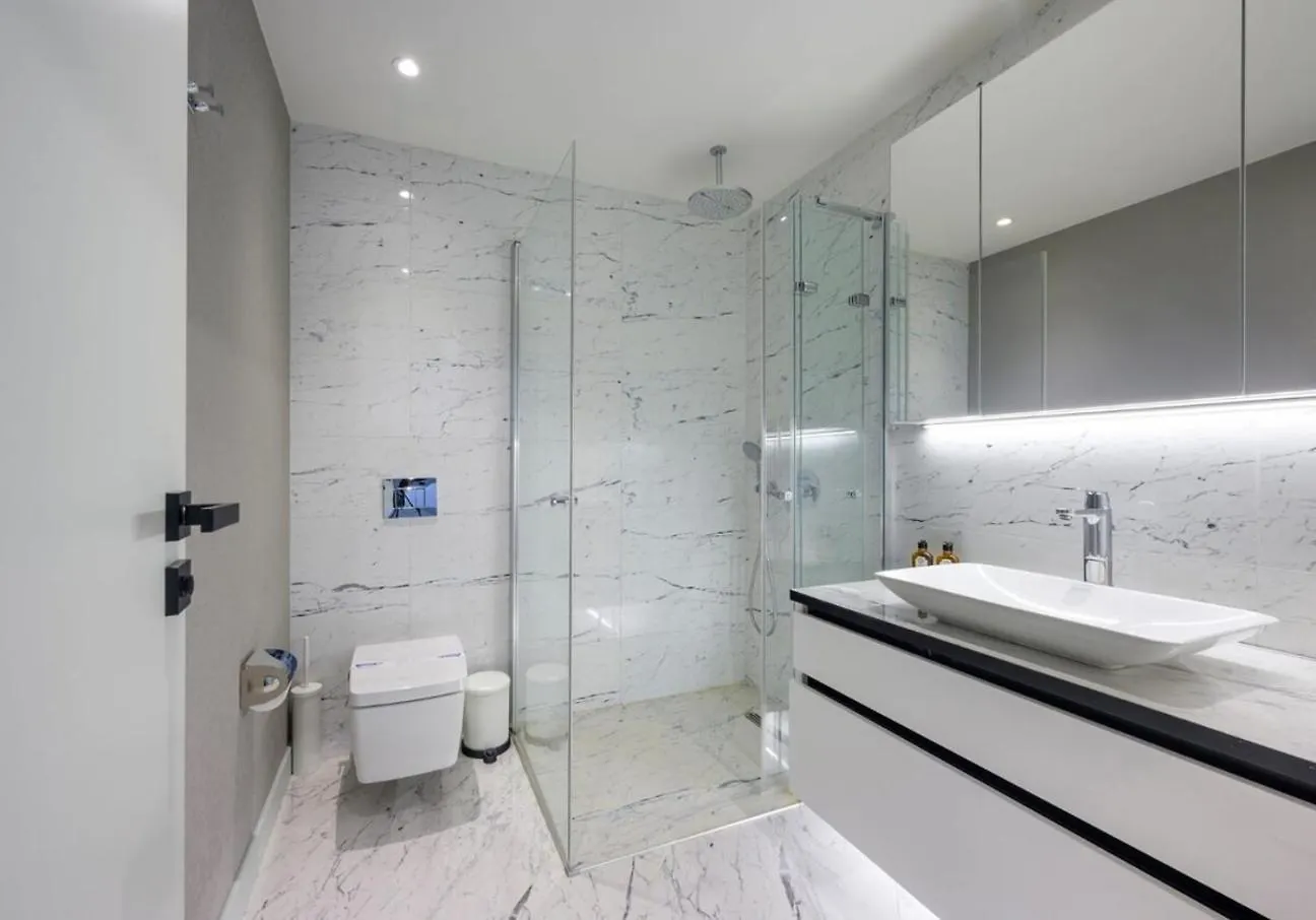 Bright Lovely Deluxe 1Bd Condopoolviews! #134 Istanbul 0*,  Turkey